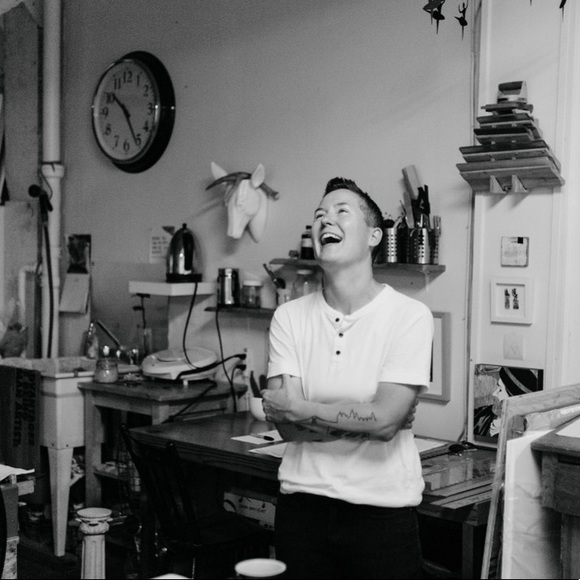 Meet your Posher, Kari - Picture 1 of 1